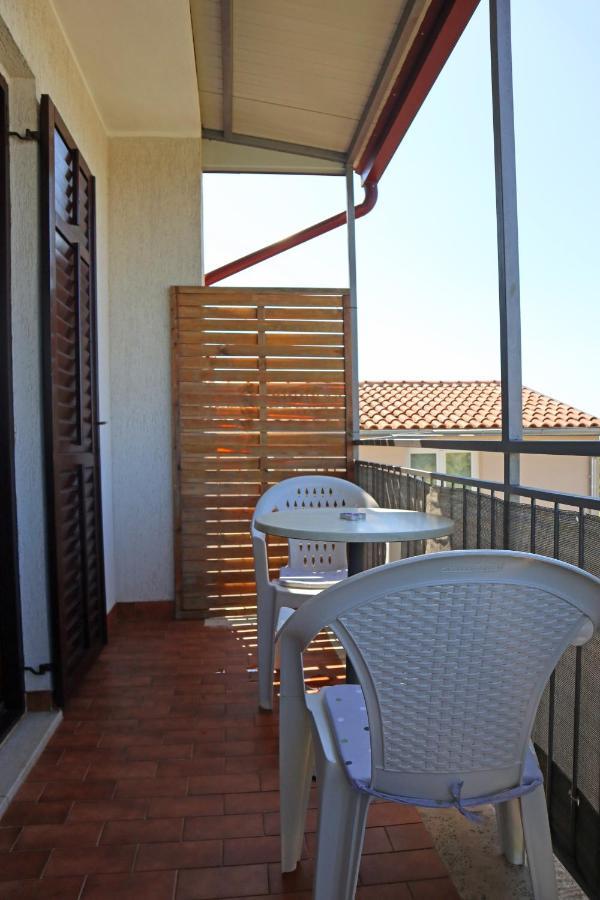 Apartman Slavko Apartment Tar-Vabriga Exterior photo